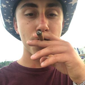 Meet your Posher, Austin